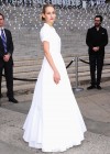 Leelee Sobieski wear long white dress at Tribeca Film Festival 2012 - Vanity Fair Party